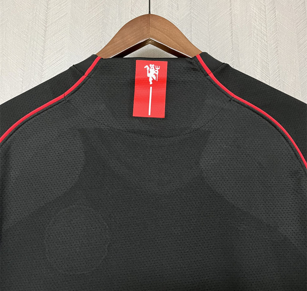 Manchester United 08/09 Jersey Black